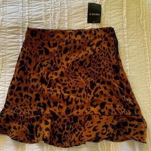 Forever 21 leopard print skirt! Never before worn, tags still on!